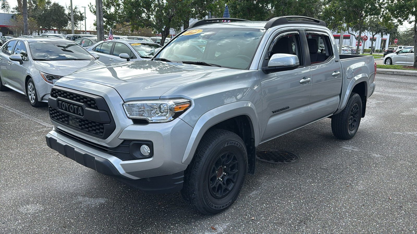 2022 Toyota Tacoma SR5 3