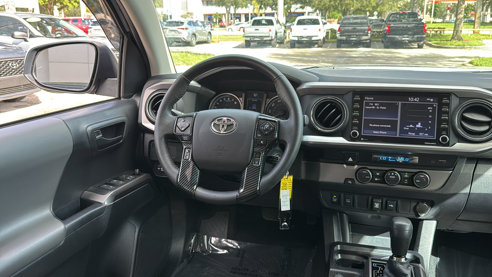 2022 Toyota Tacoma SR5 14