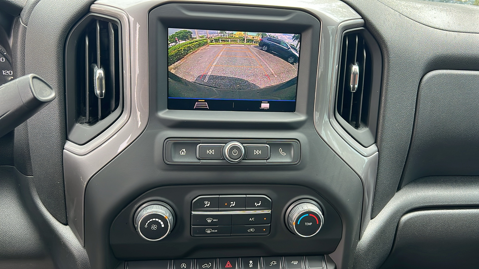 2021 Chevrolet Silverado 1500 Custom 21