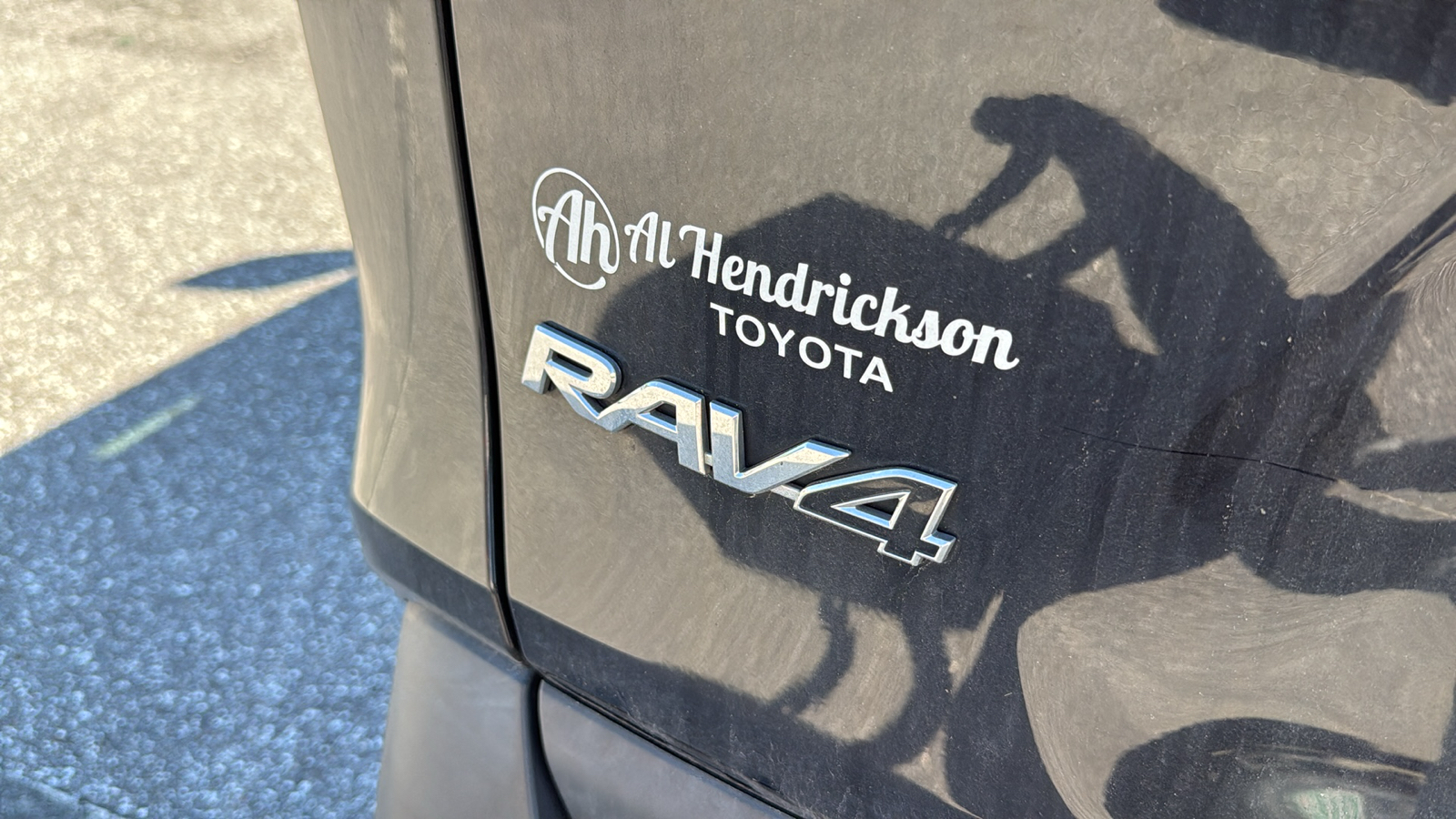 2022 Toyota RAV4 XLE 7