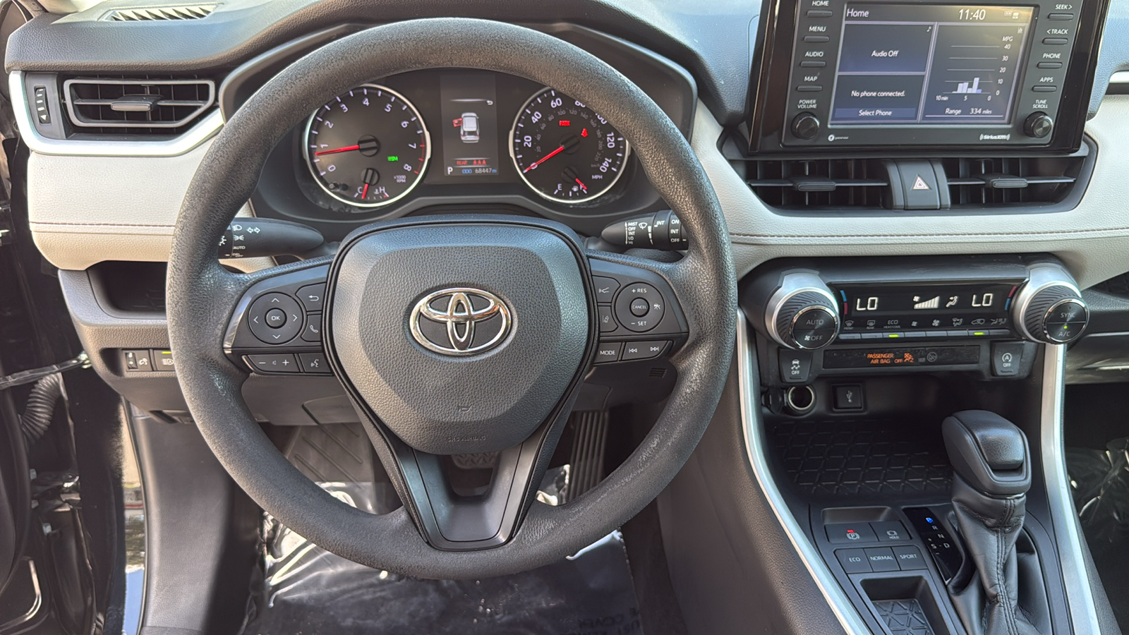 2022 Toyota RAV4 XLE 21