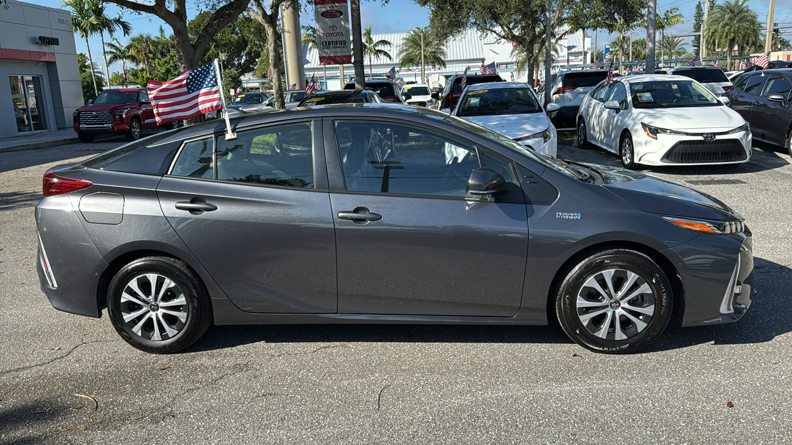 2021 Toyota Prius Prime Limited 11