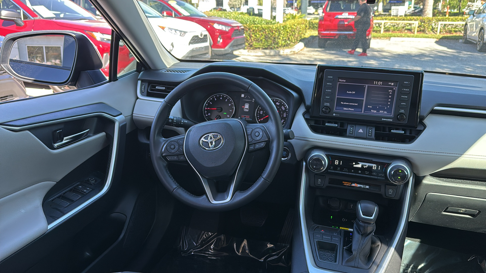 2022 Toyota RAV4 XLE Premium 15