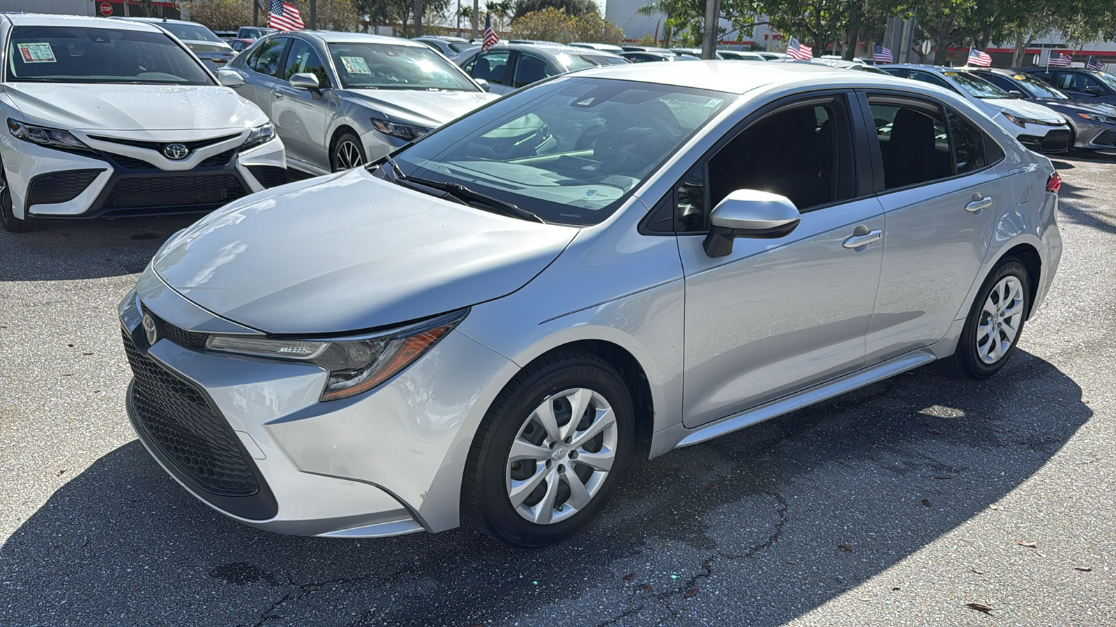 2022 Toyota Corolla LE 3