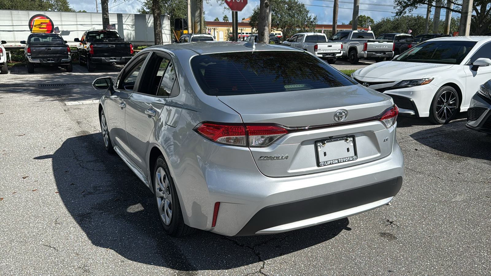 2022 Toyota Corolla LE 5