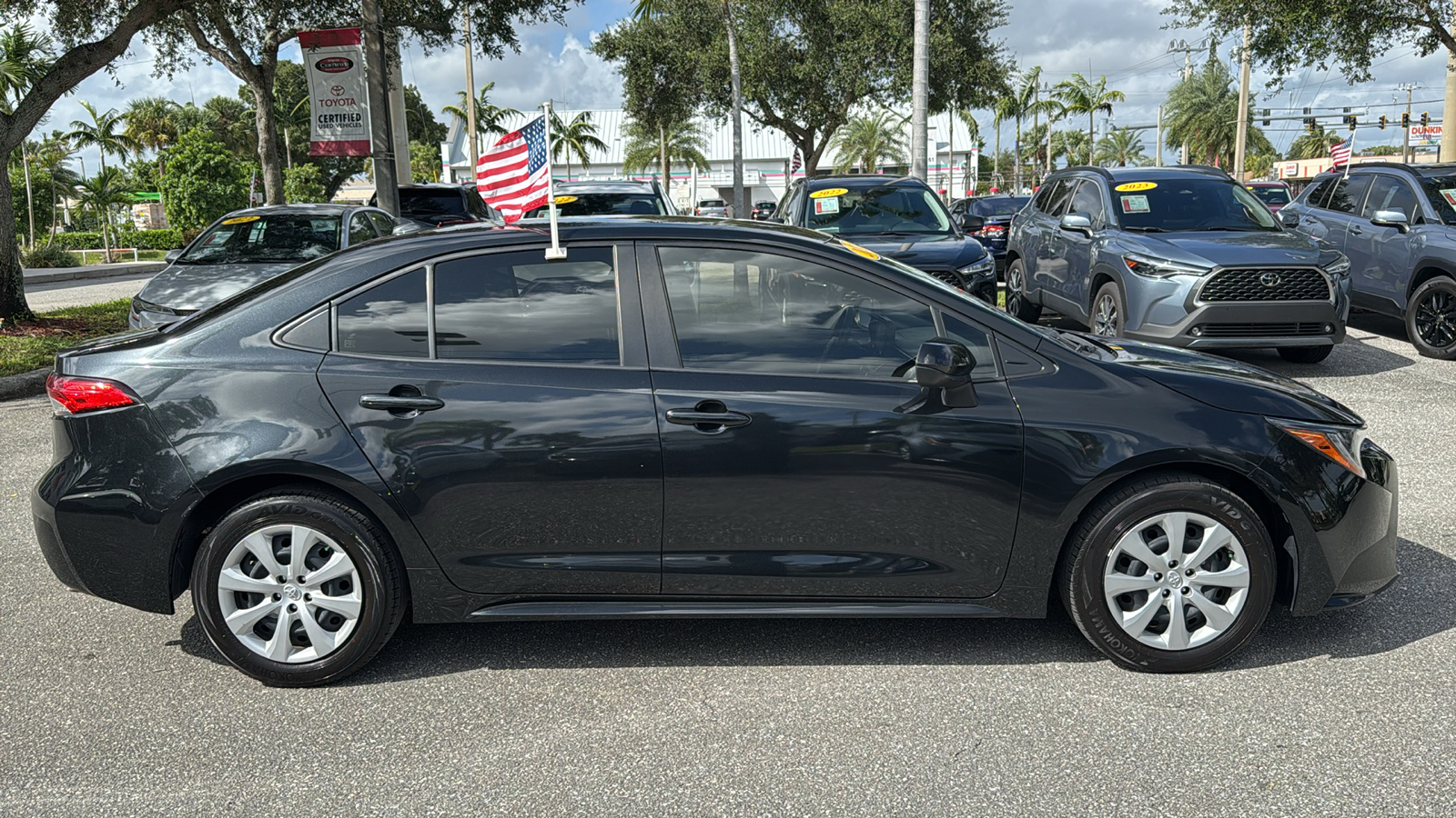 2022 Toyota Corolla LE 11