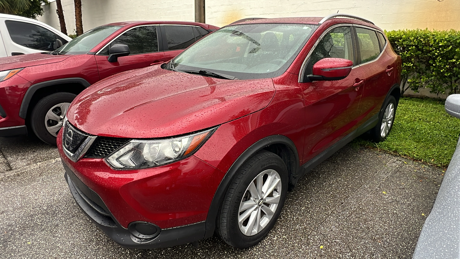 2019 Nissan Rogue Sport SV 2