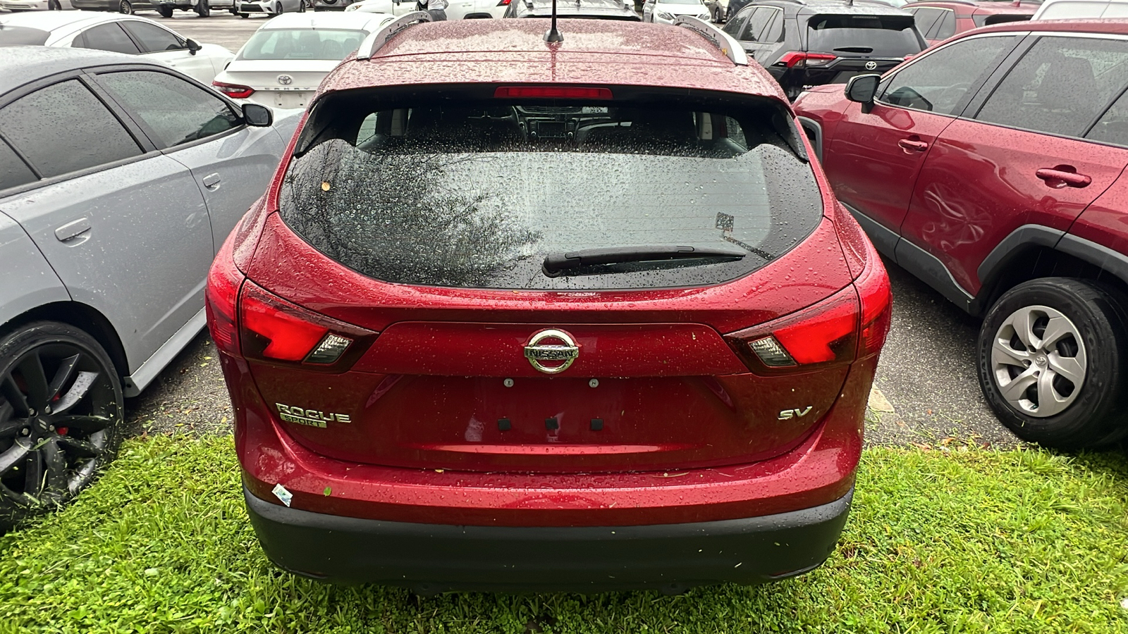 2019 Nissan Rogue Sport SV 4