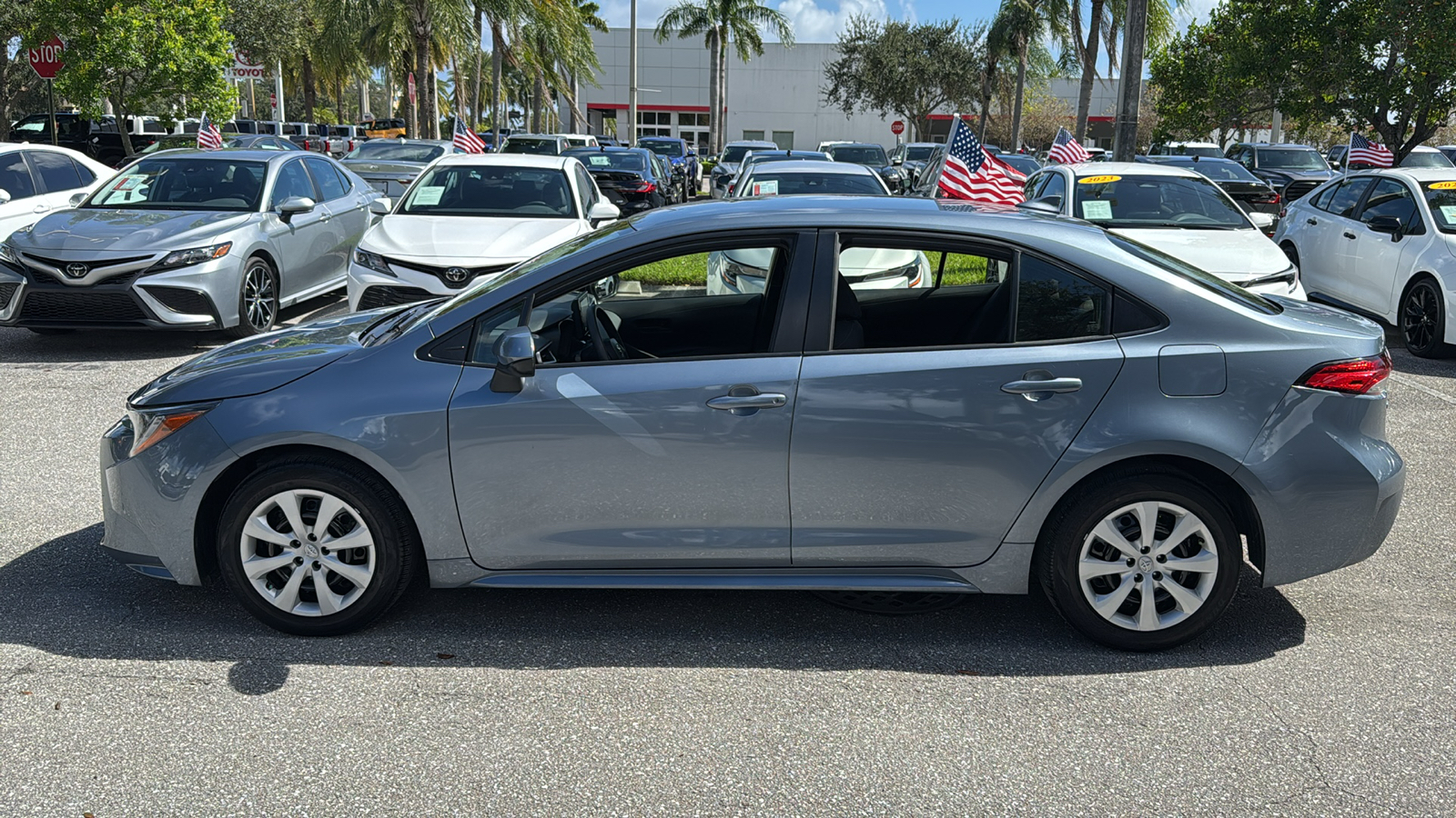 2022 Toyota Corolla LE 4