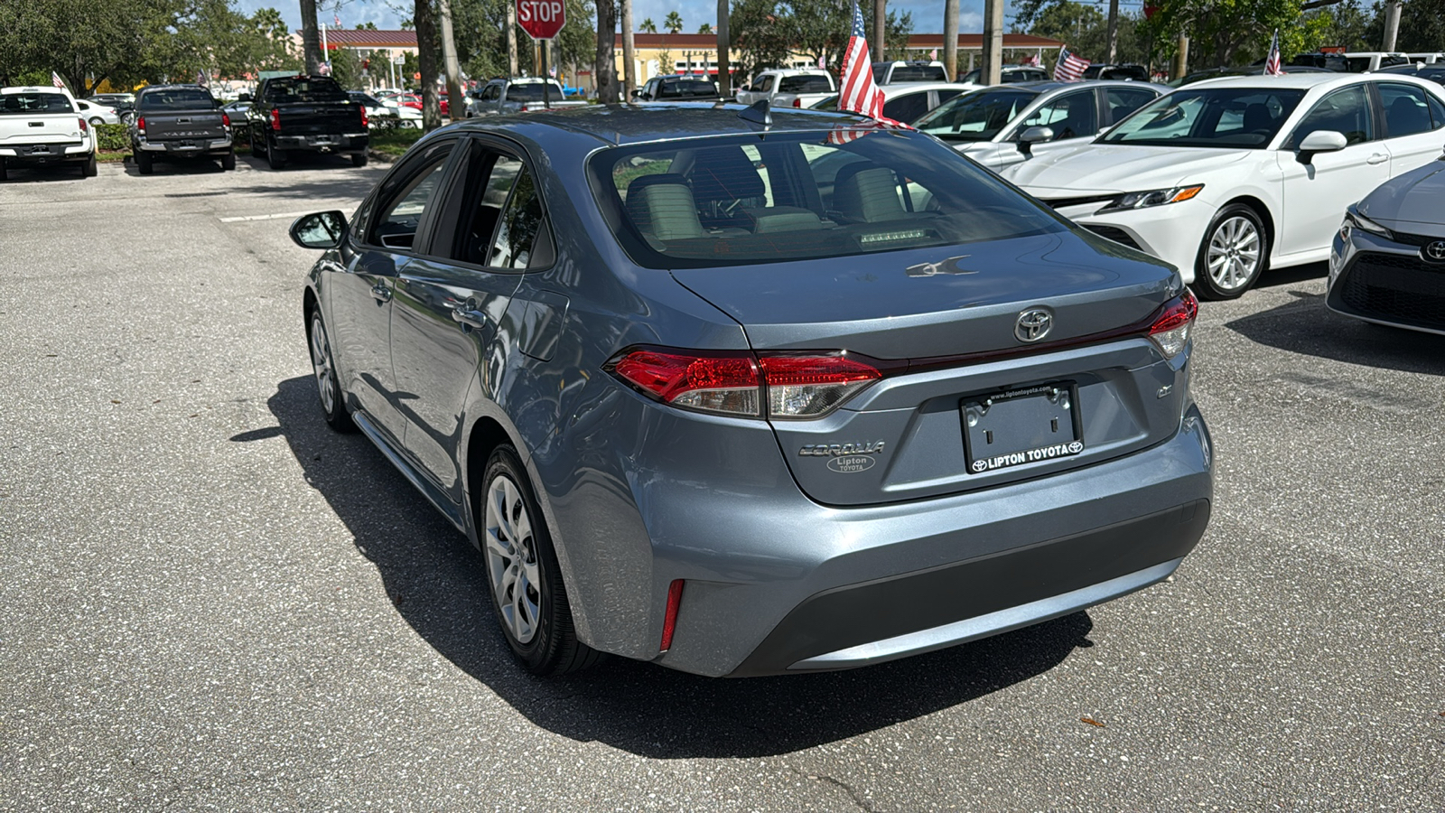 2022 Toyota Corolla LE 5