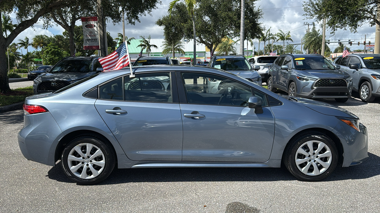 2022 Toyota Corolla LE 11