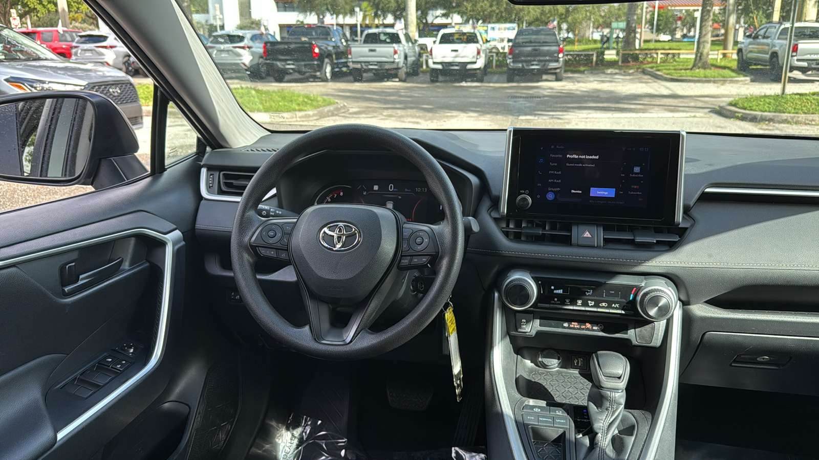 2023 Toyota RAV4 LE 15