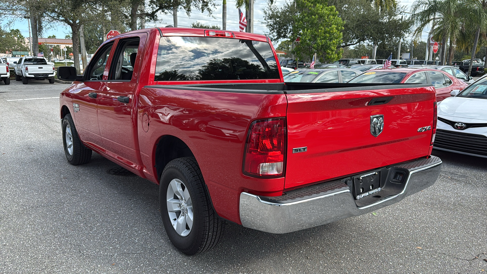 2022 Ram 1500 Classic SLT 5