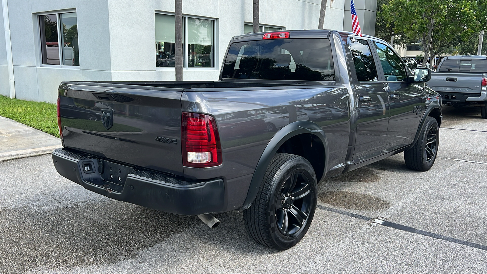 2022 Ram 1500 Classic Warlock 9