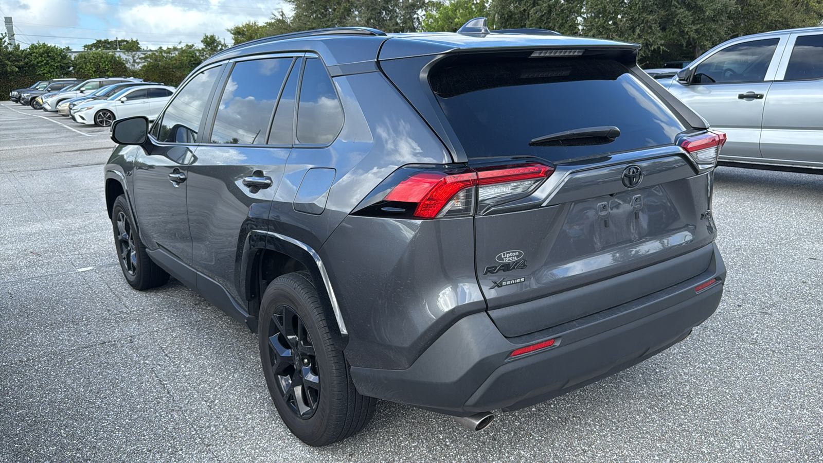 2023 Toyota RAV4 XLE 4