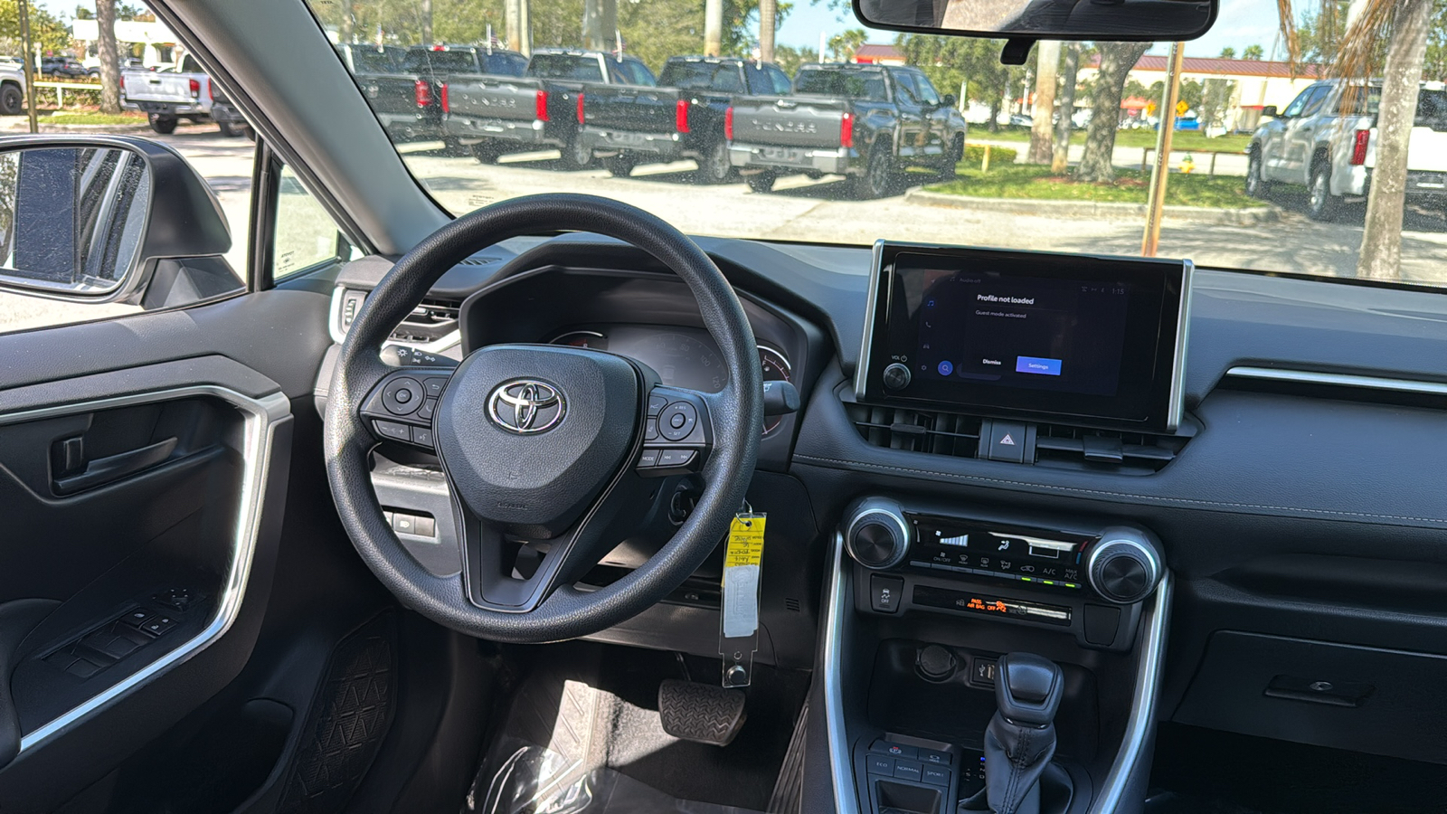 2023 Toyota RAV4 LE 15