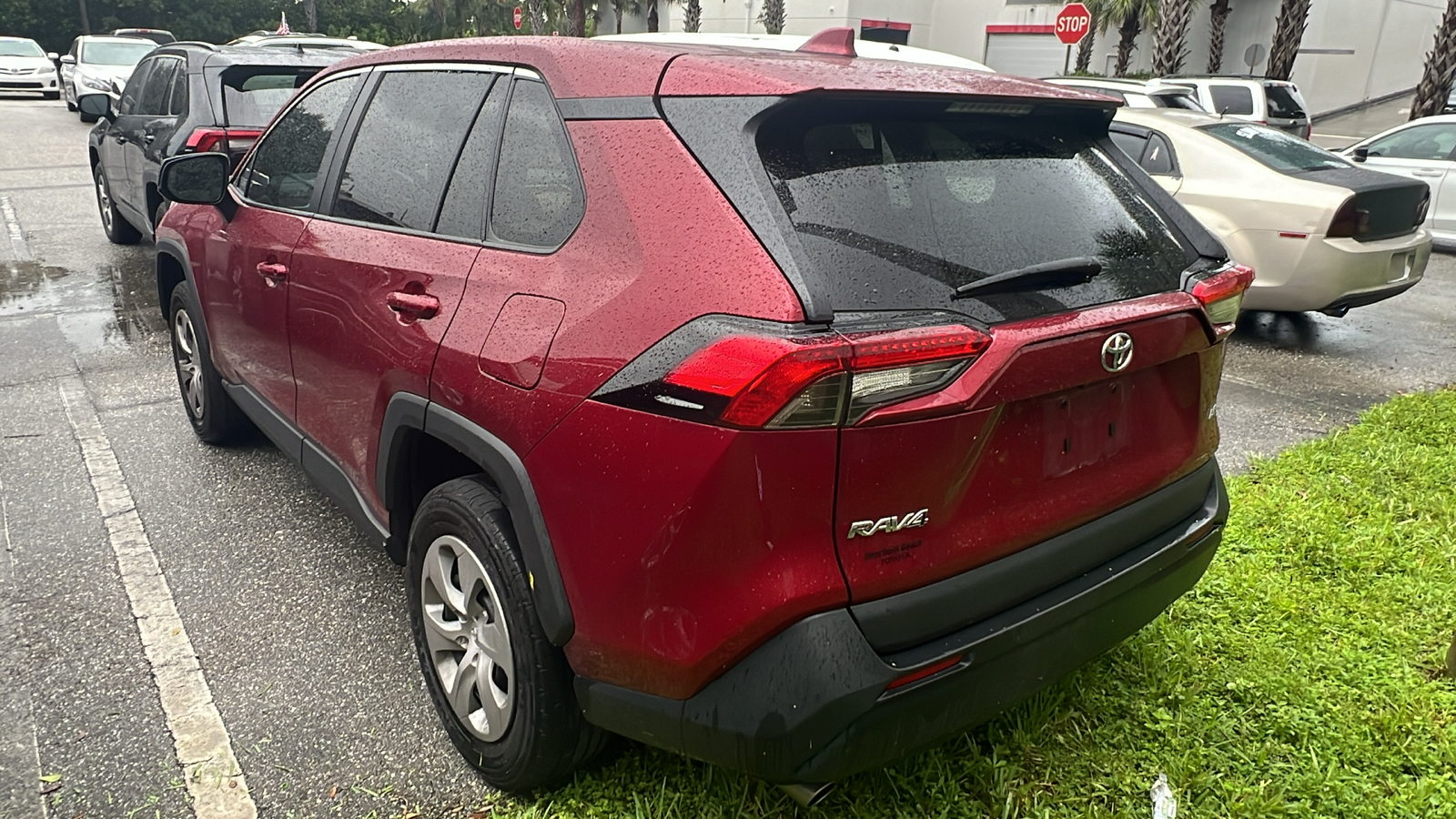 2023 Toyota RAV4 LE 3