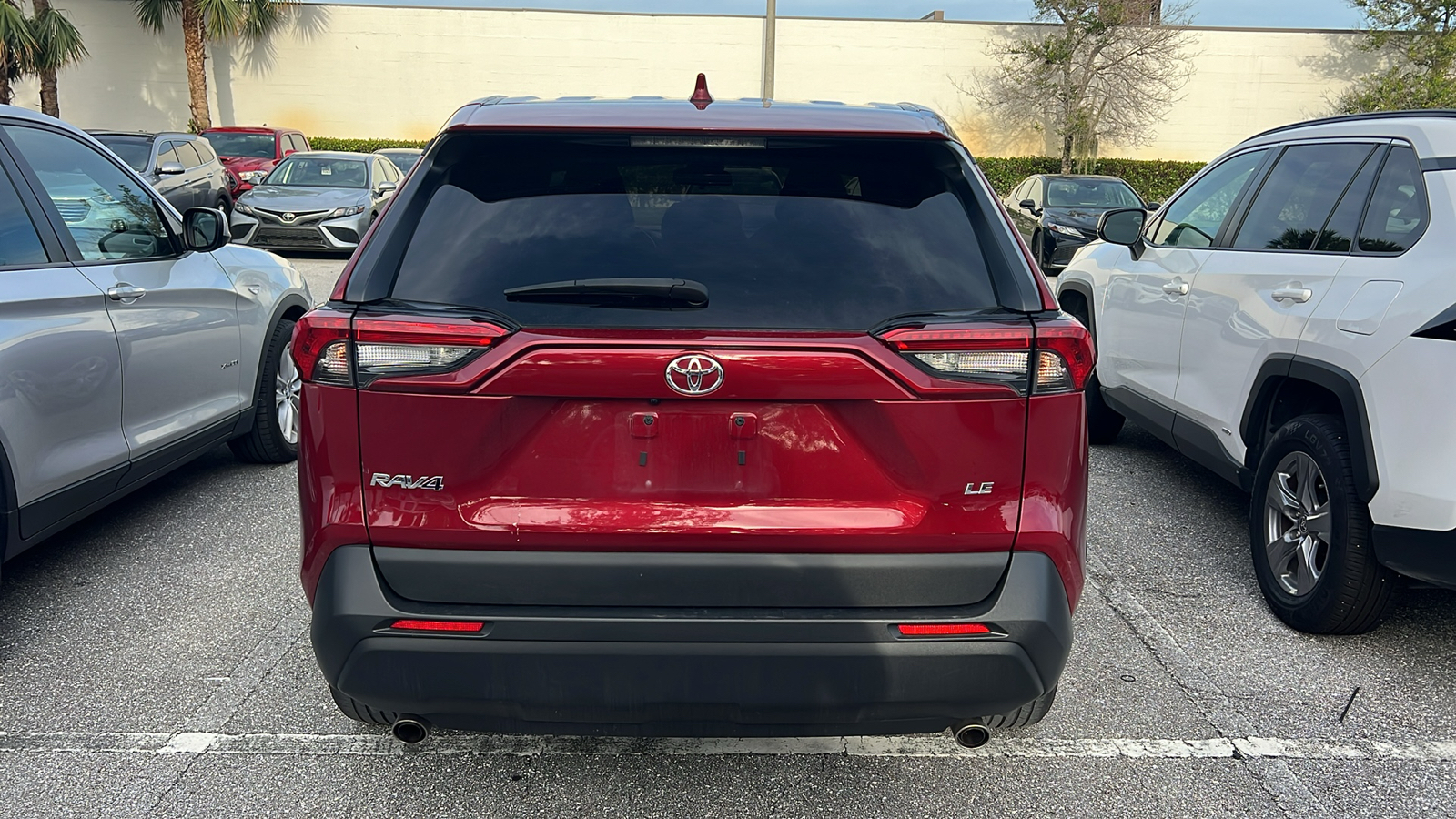 2023 Toyota RAV4 LE 5