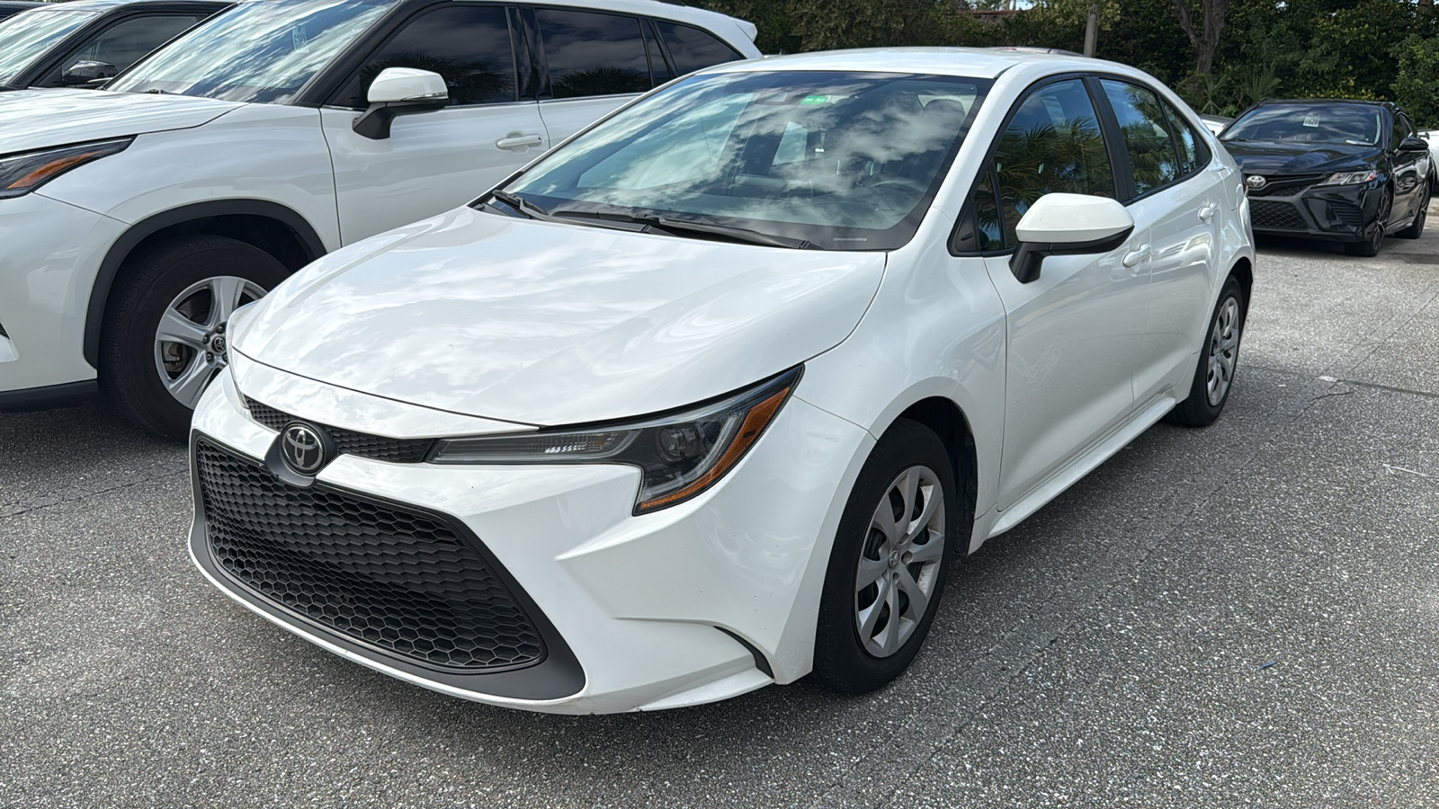 2021 Toyota Corolla LE 3