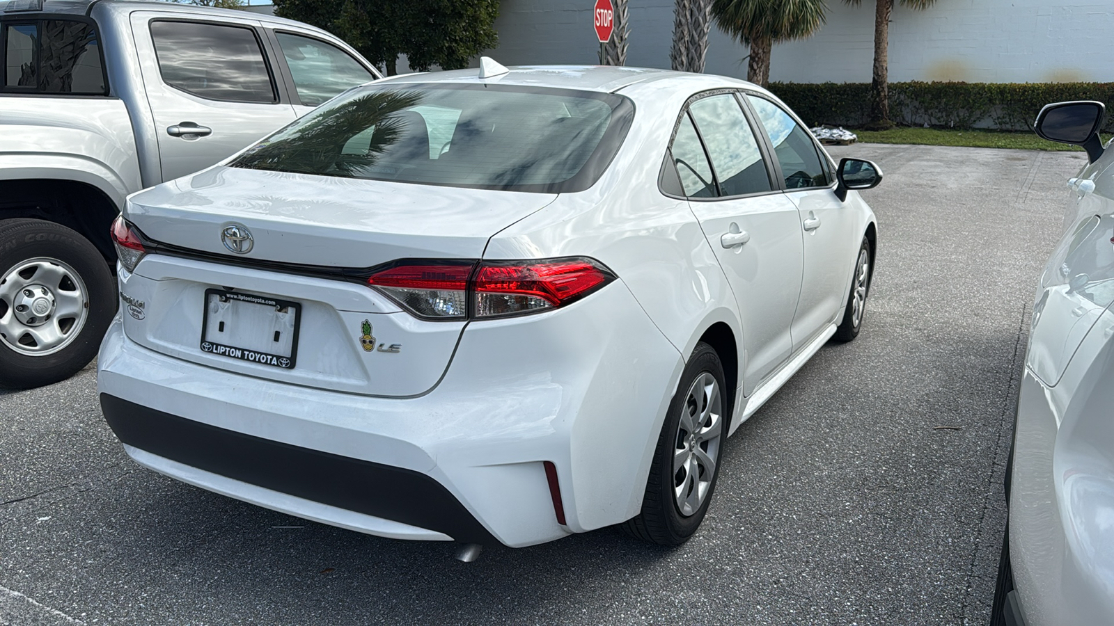 2021 Toyota Corolla LE 8