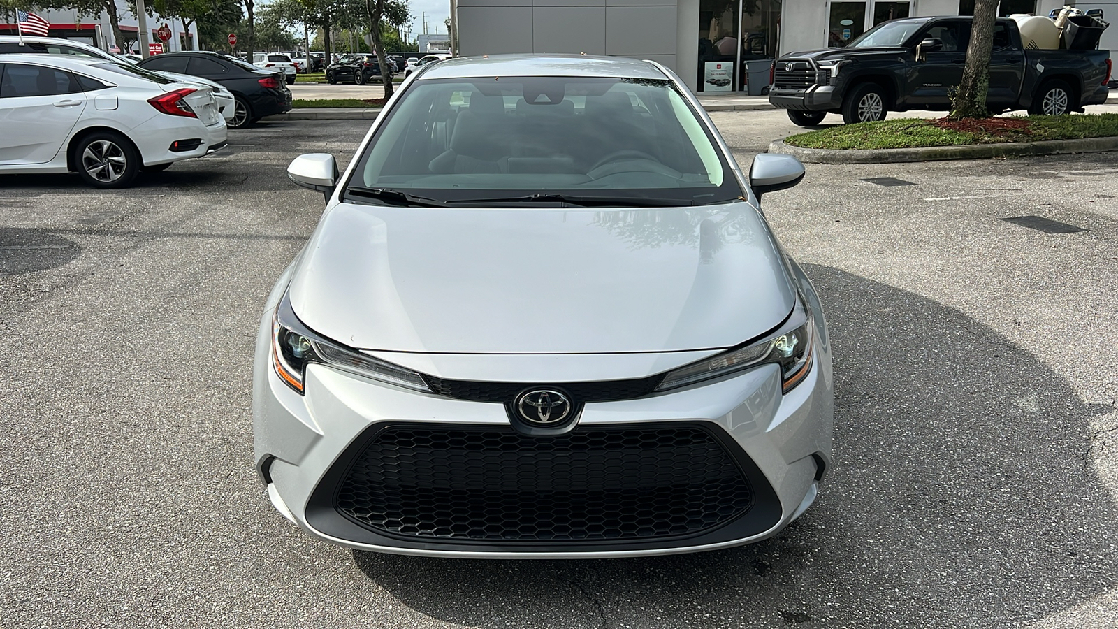 2022 Toyota Corolla LE 2