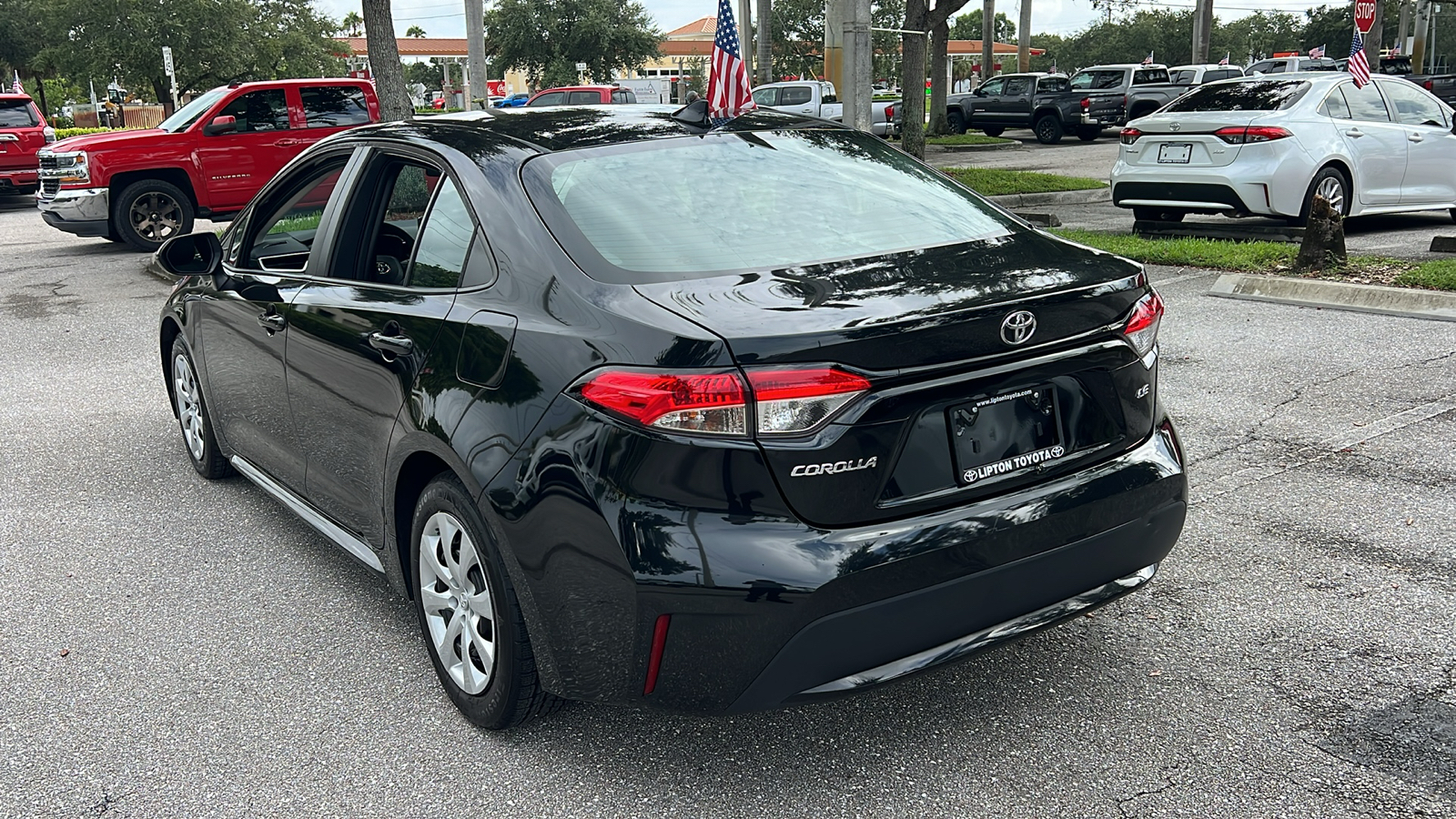 2022 Toyota Corolla LE 5