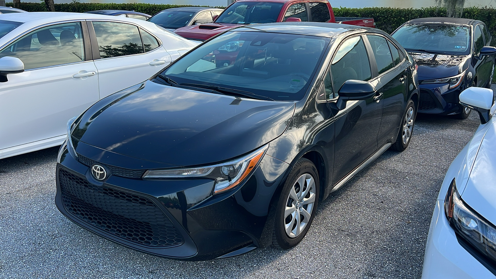 2022 Toyota Corolla LE 3