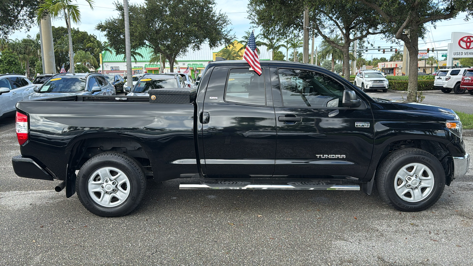 2021 Toyota Tundra SR 9