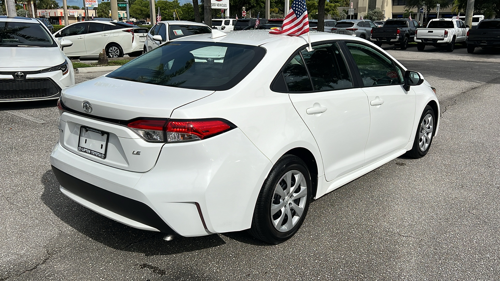 2022 Toyota Corolla LE 10