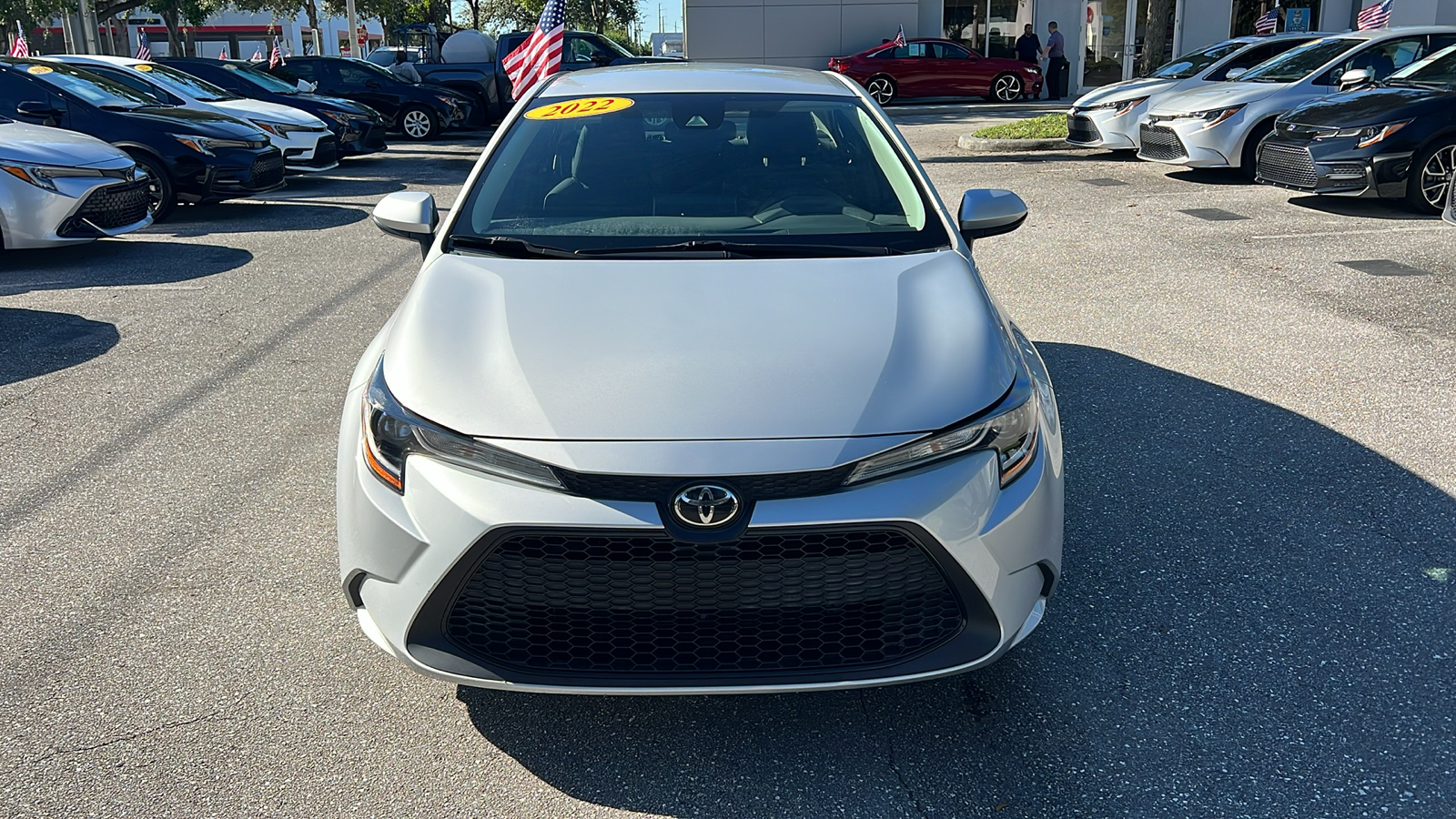 2022 Toyota Corolla LE 2