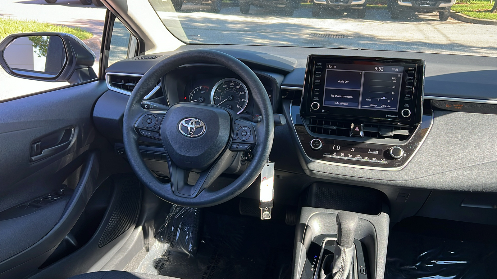 2022 Toyota Corolla LE 16