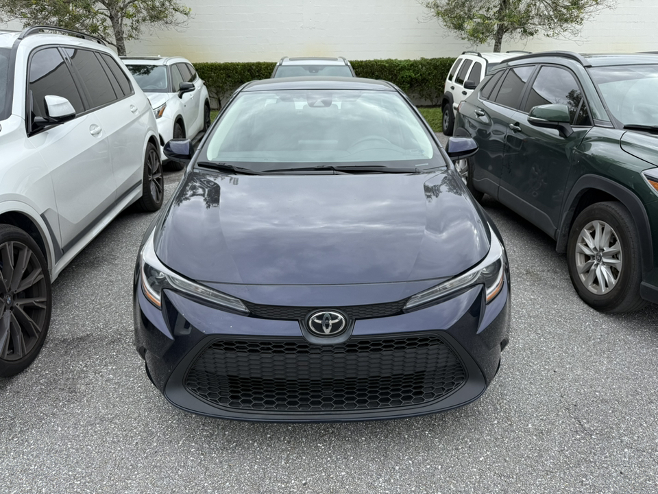 2022 Toyota Corolla LE 2