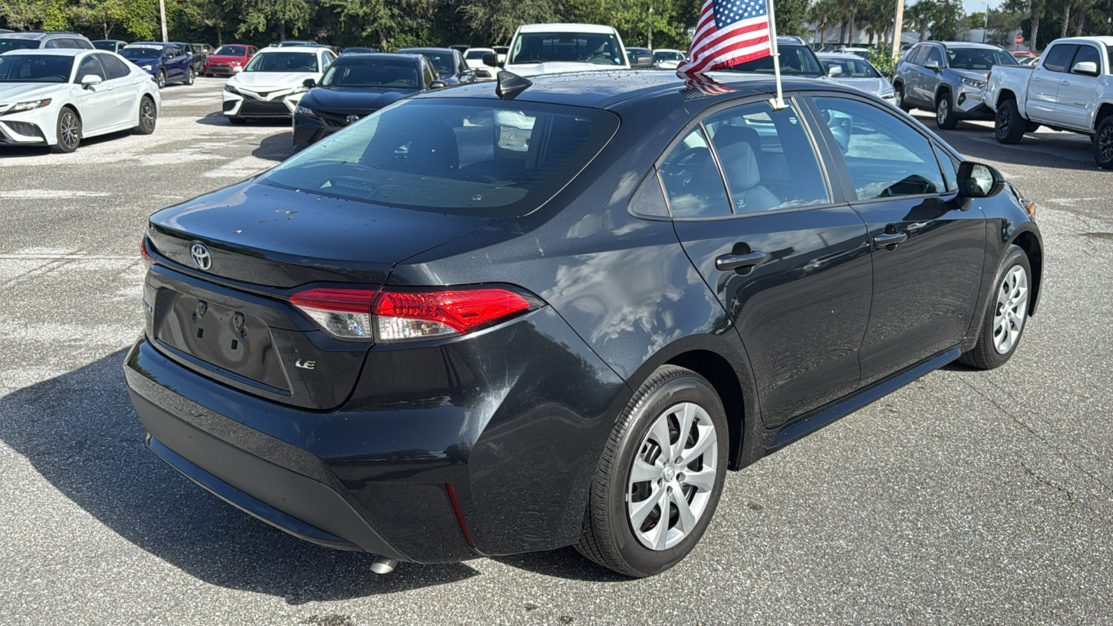 2022 Toyota Corolla LE 10