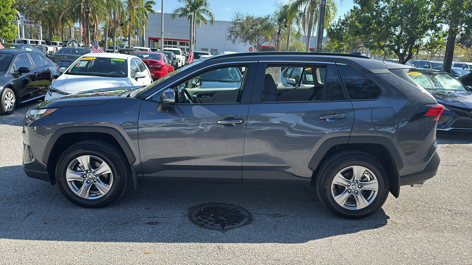 2024 Toyota RAV4 XLE 4