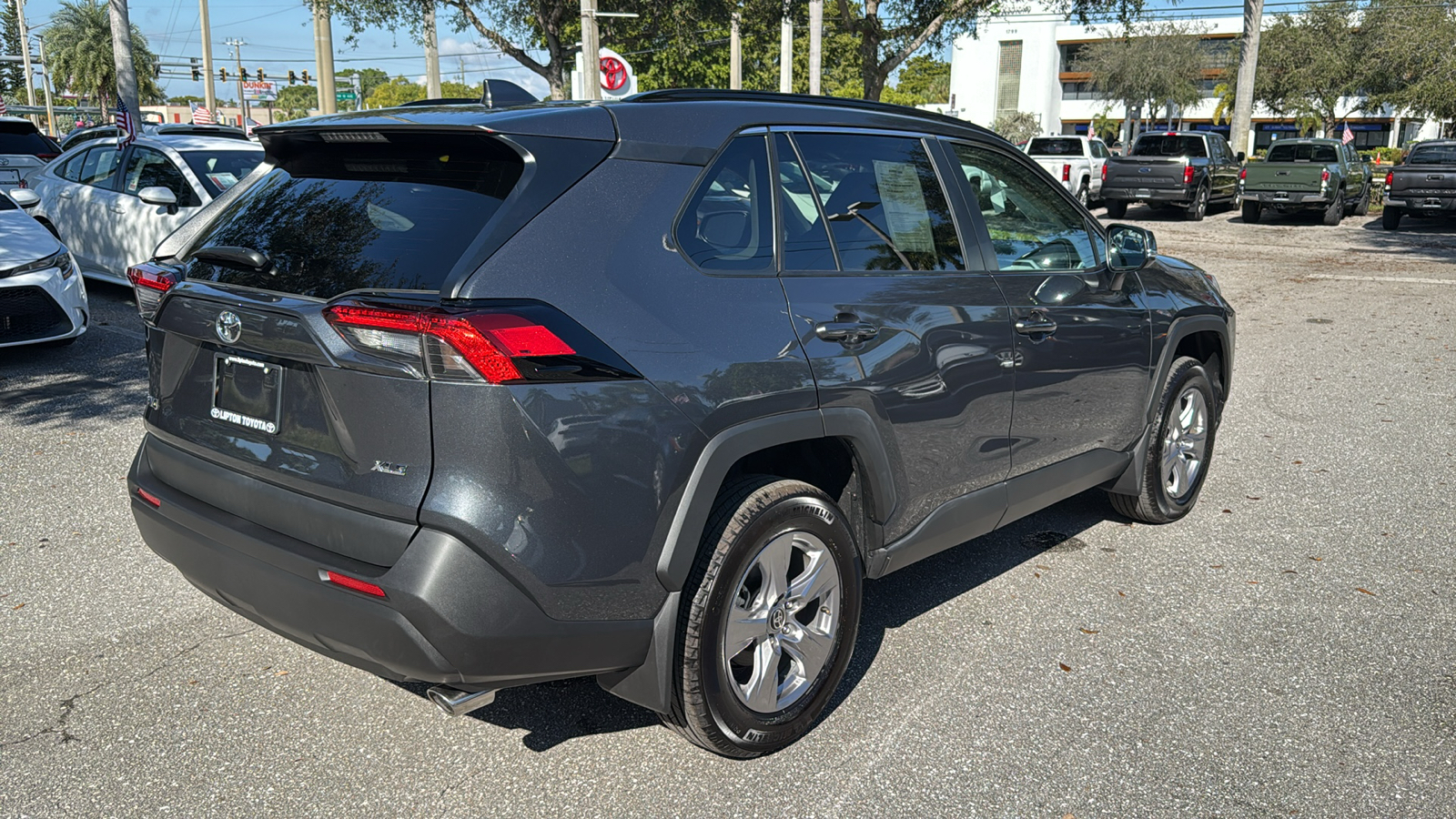 2024 Toyota RAV4 XLE 10