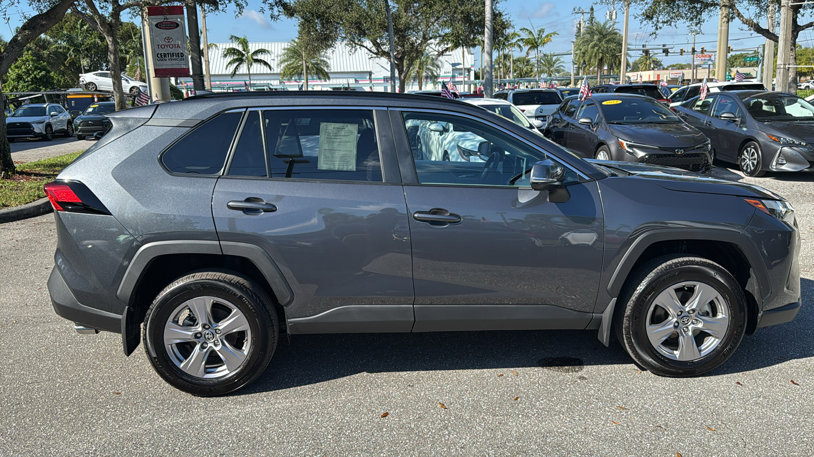 2024 Toyota RAV4 XLE 11