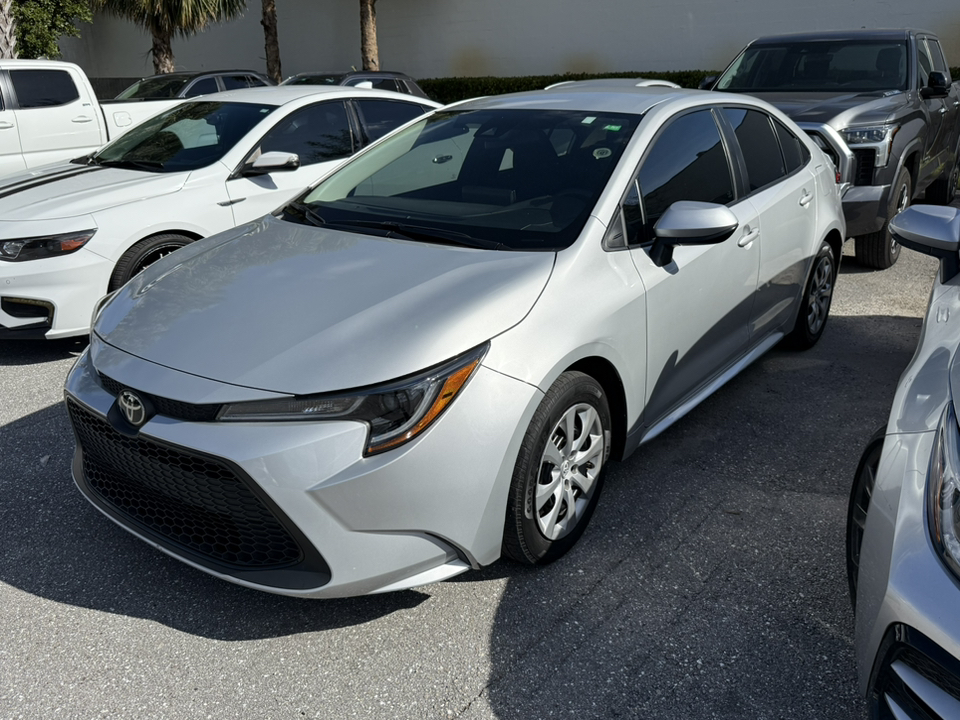 2022 Toyota Corolla LE 3