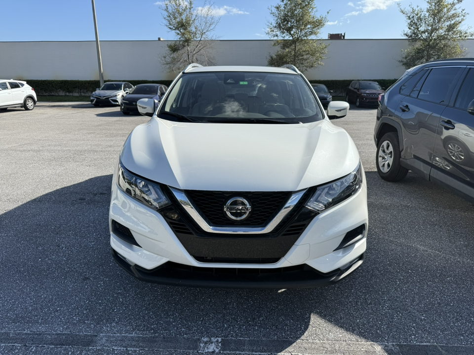 2021 Nissan Rogue Sport SV 2