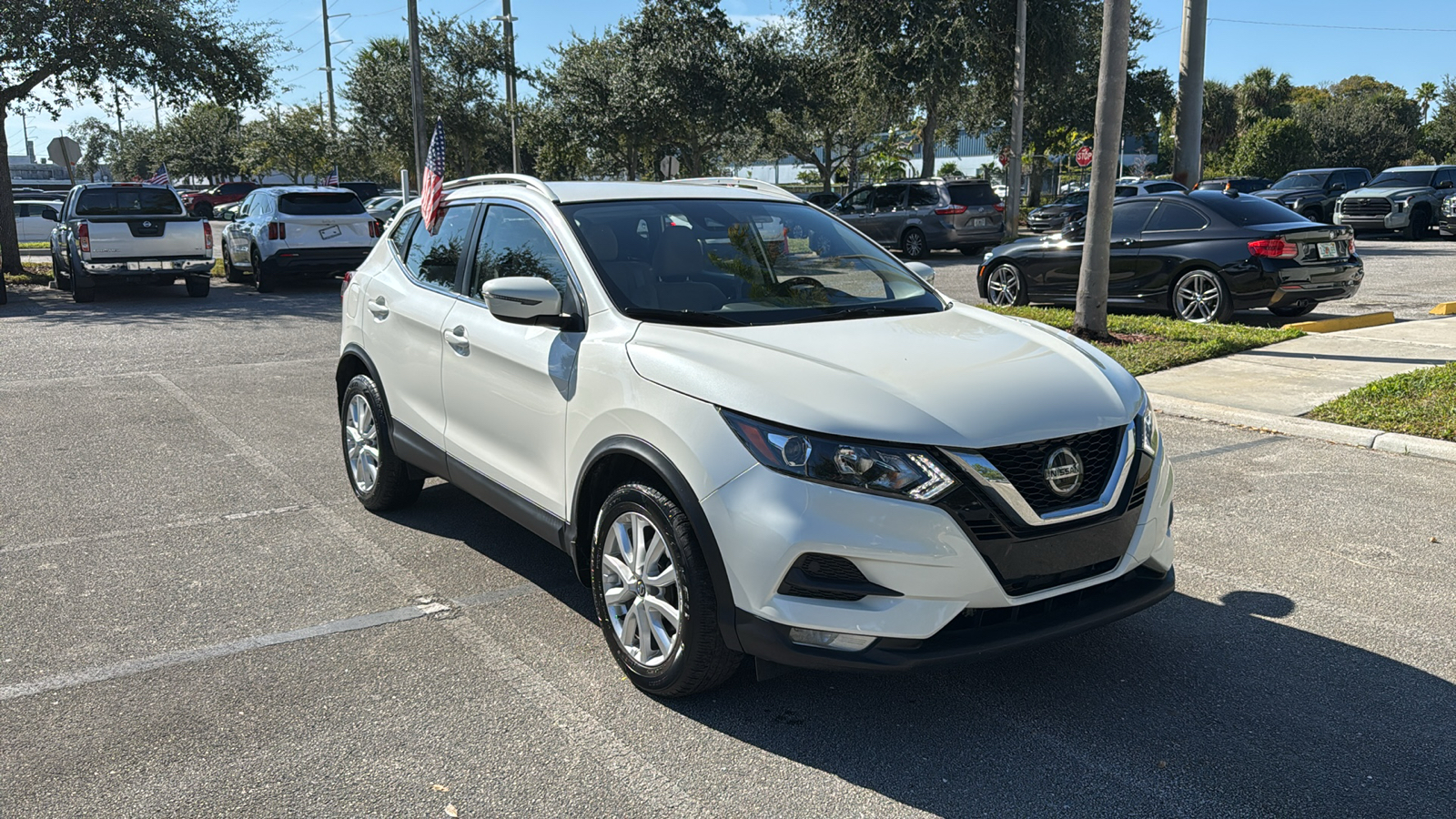 2021 Nissan Rogue Sport SV 11