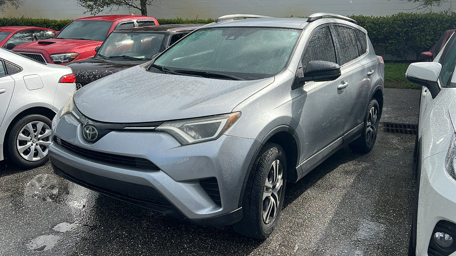 2018 Toyota RAV4 LE 3