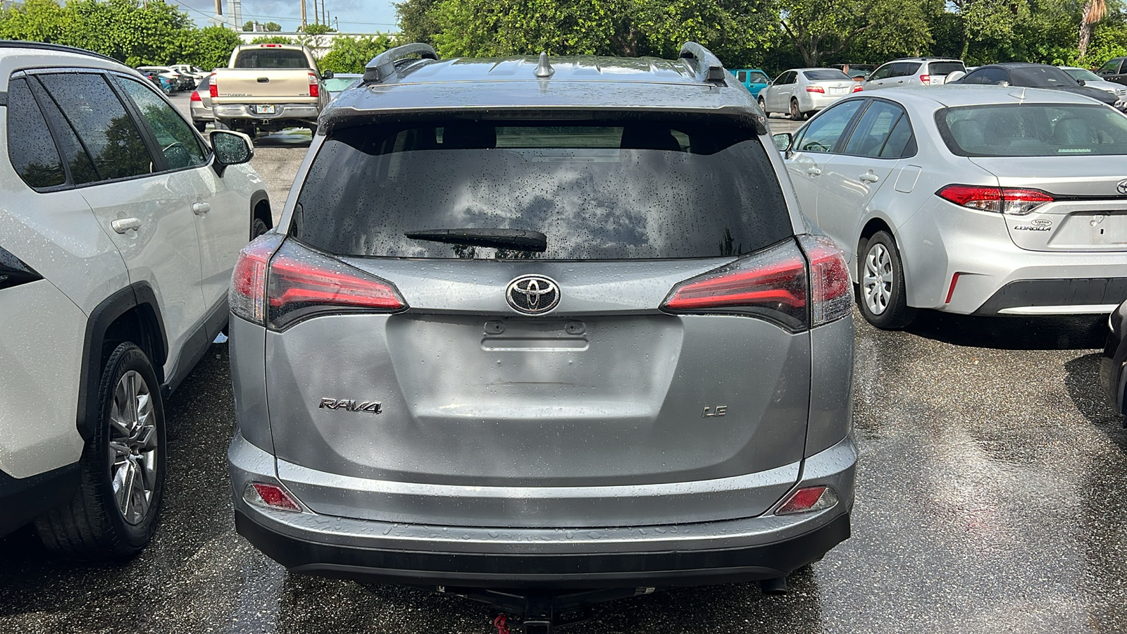 2018 Toyota RAV4 LE 5