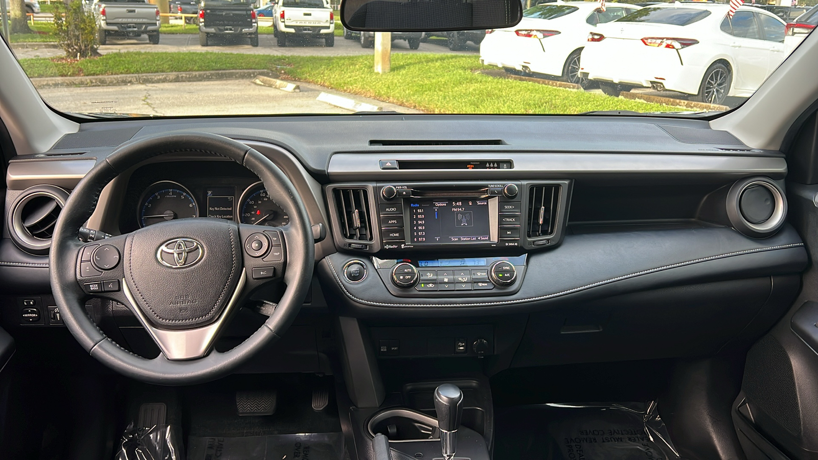 2018 Toyota RAV4 XLE 13