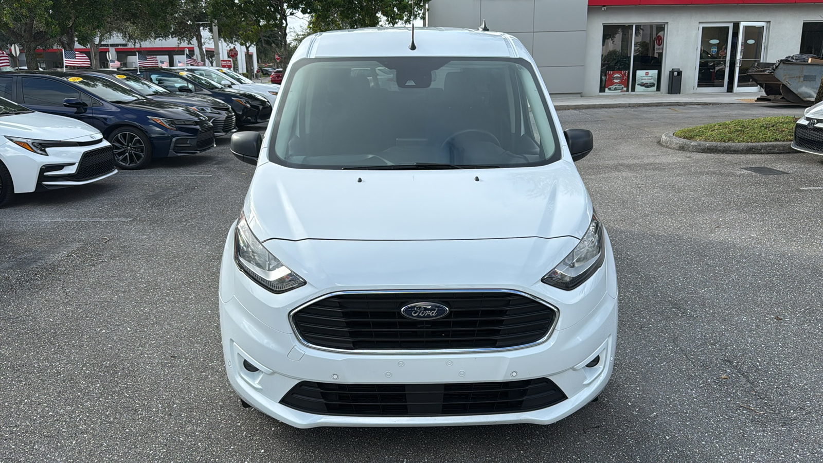 2022 Ford Transit Connect XLT 2