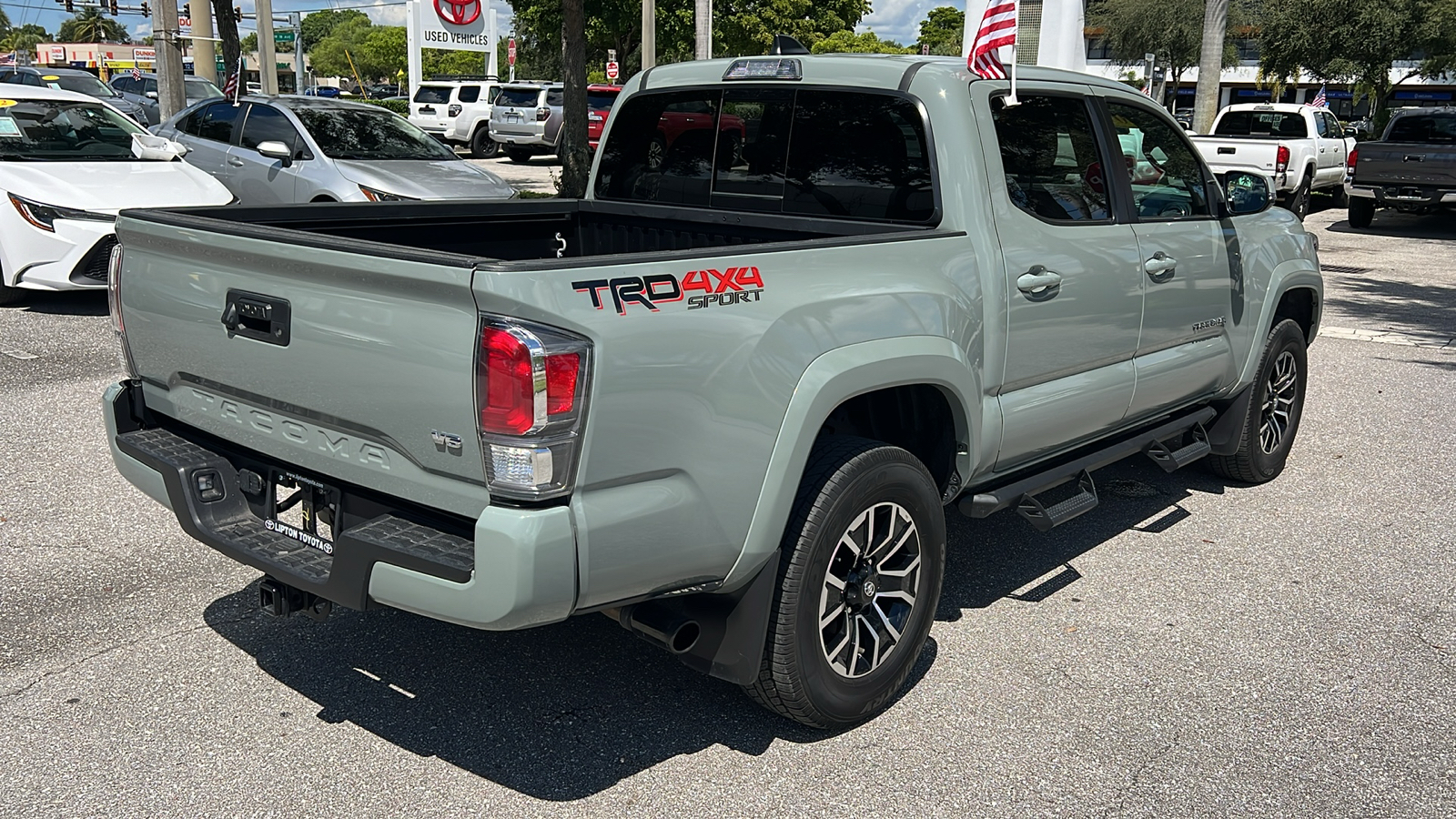 2022 Toyota Tacoma TRD Sport 9