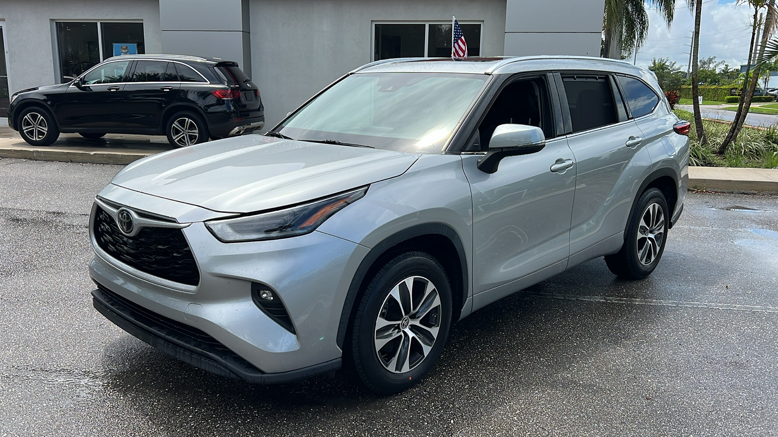 2021 Toyota Highlander XLE 3