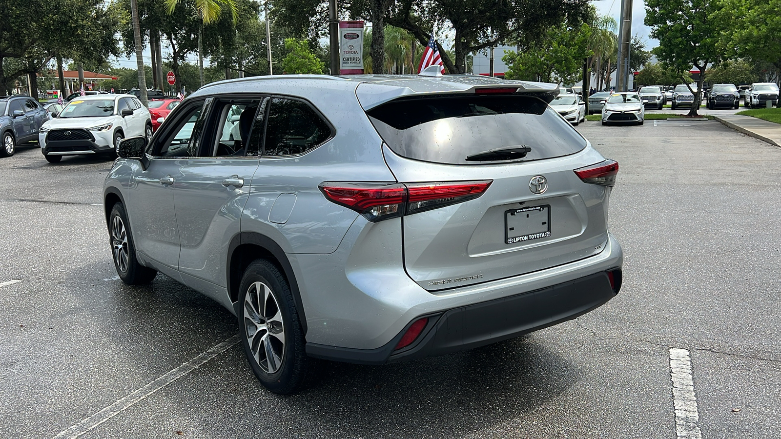 2021 Toyota Highlander XLE 5