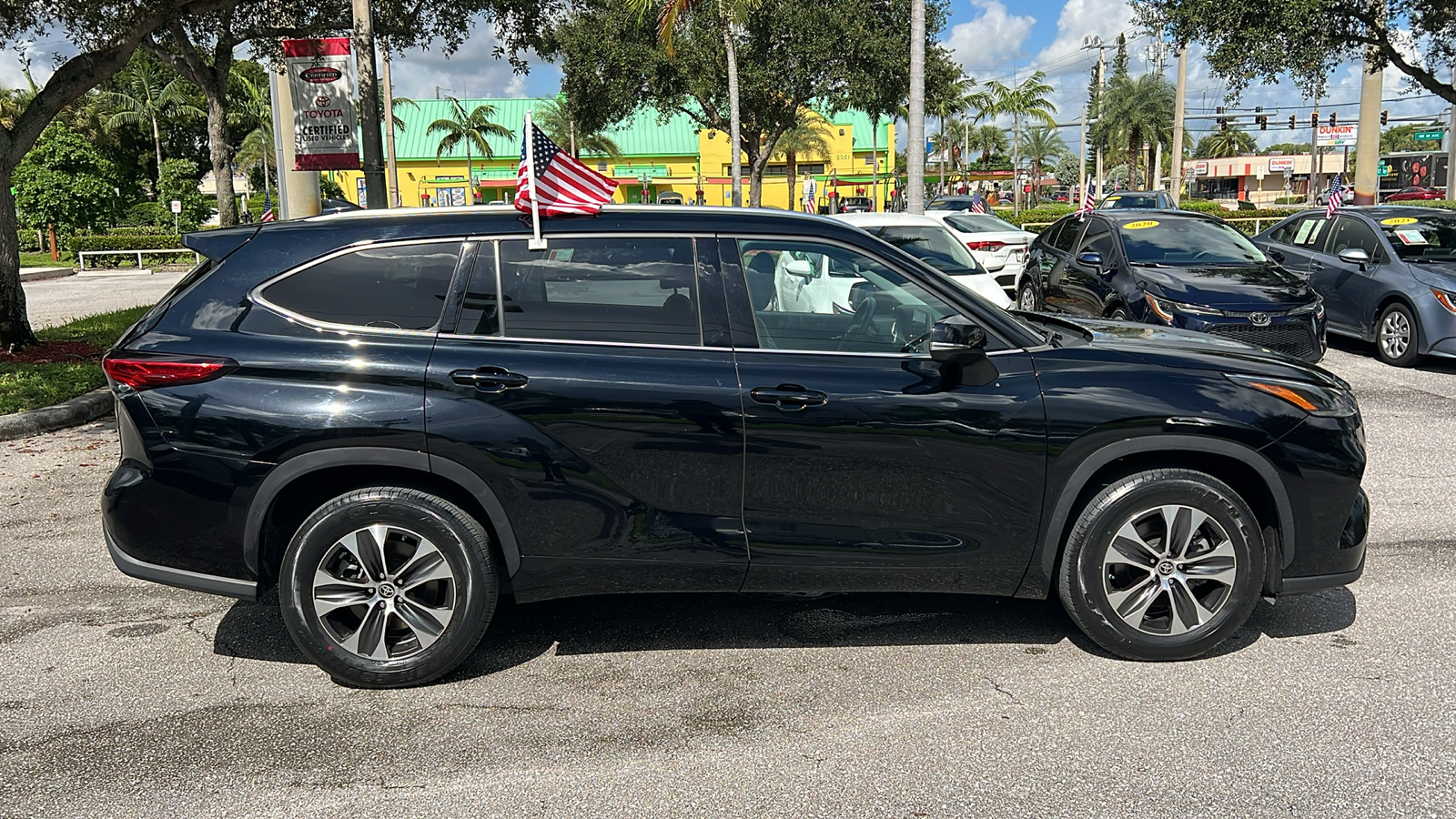 2021 Toyota Highlander XLE 12