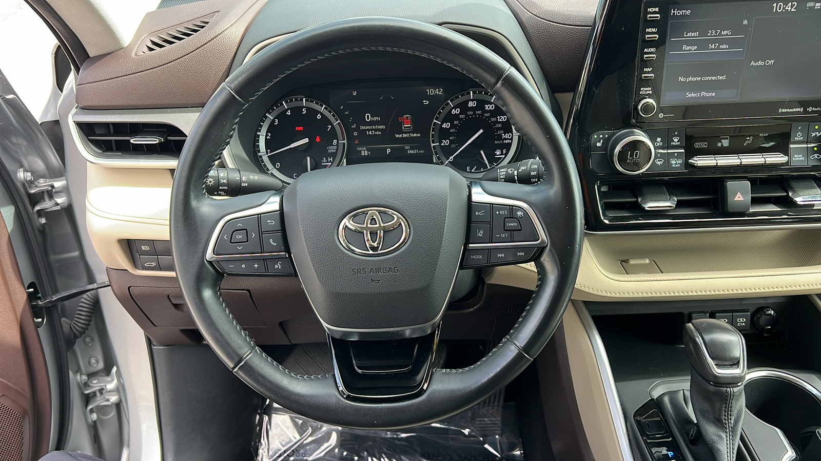 2021 Toyota Highlander XLE 21