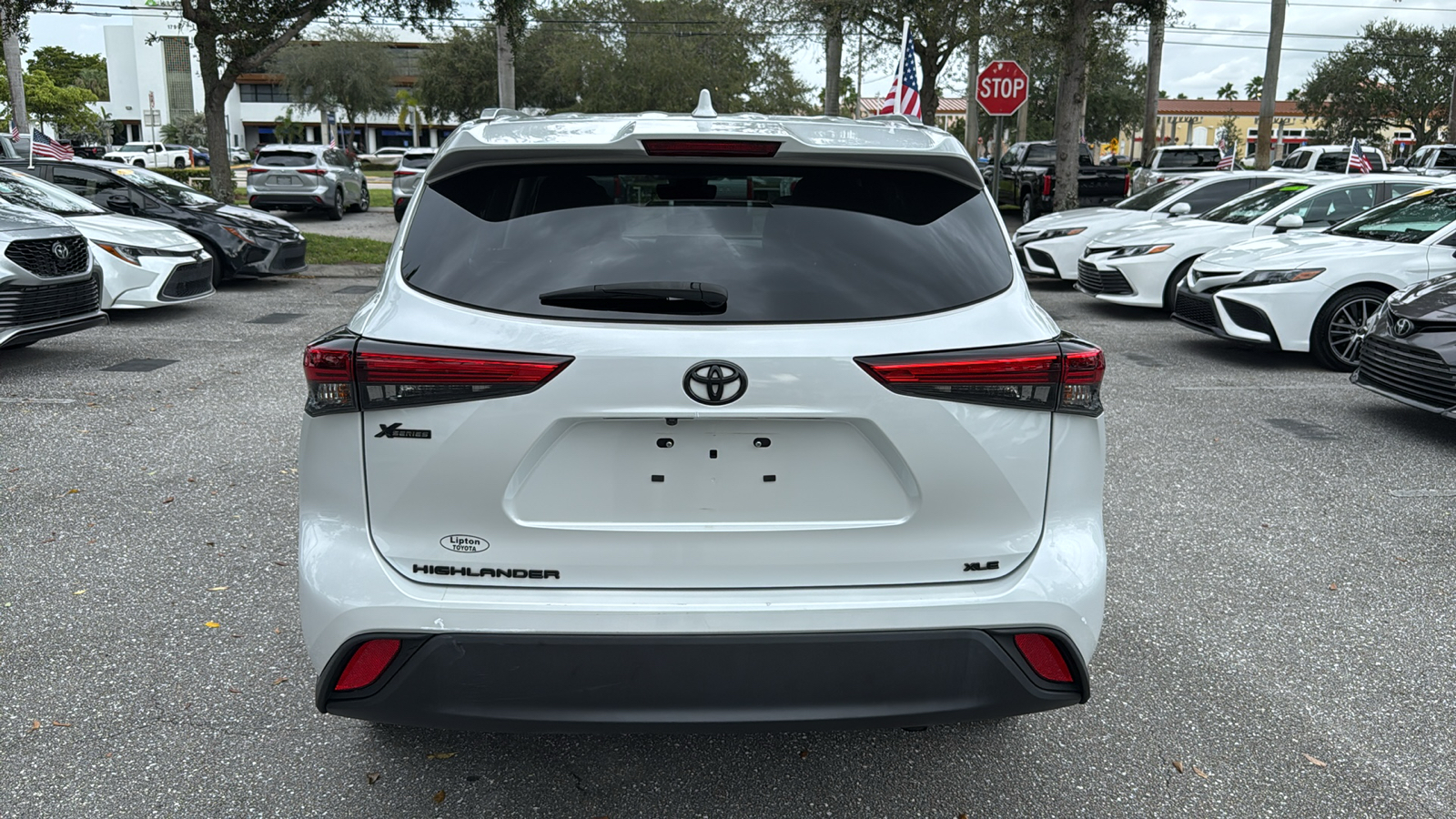 2022 Toyota Highlander XLE 6