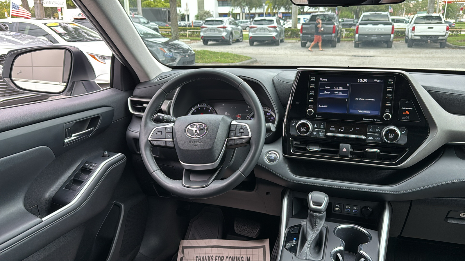 2022 Toyota Highlander XLE 16